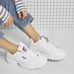💕 Fila disruptor shoes